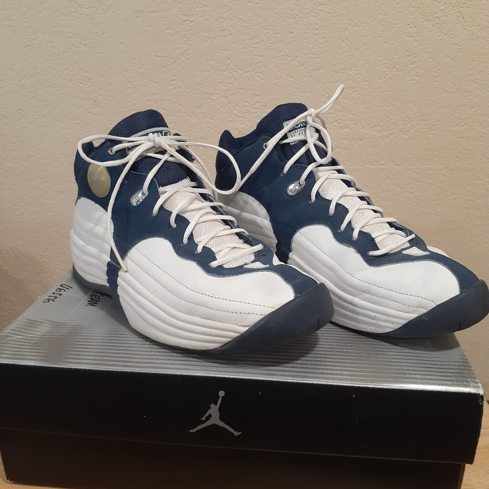 Jordan Team - Picture 4 of 4